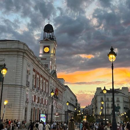 Apartamento En Centro De Madrid Exteriör bild